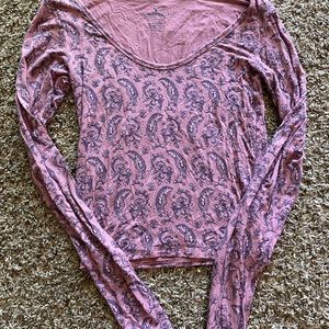 American Eagle Long Sleeve Cropped Top